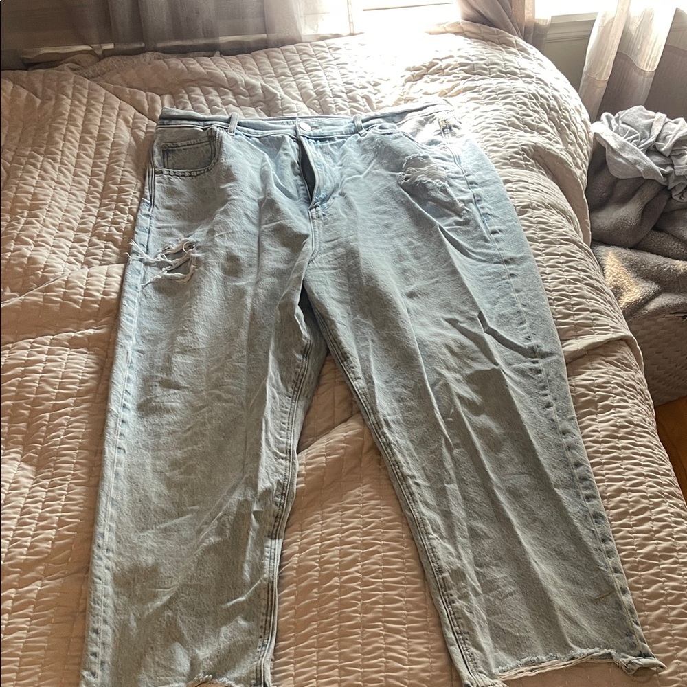 American Eagle Outfitters Light Blue High Rise Jeans